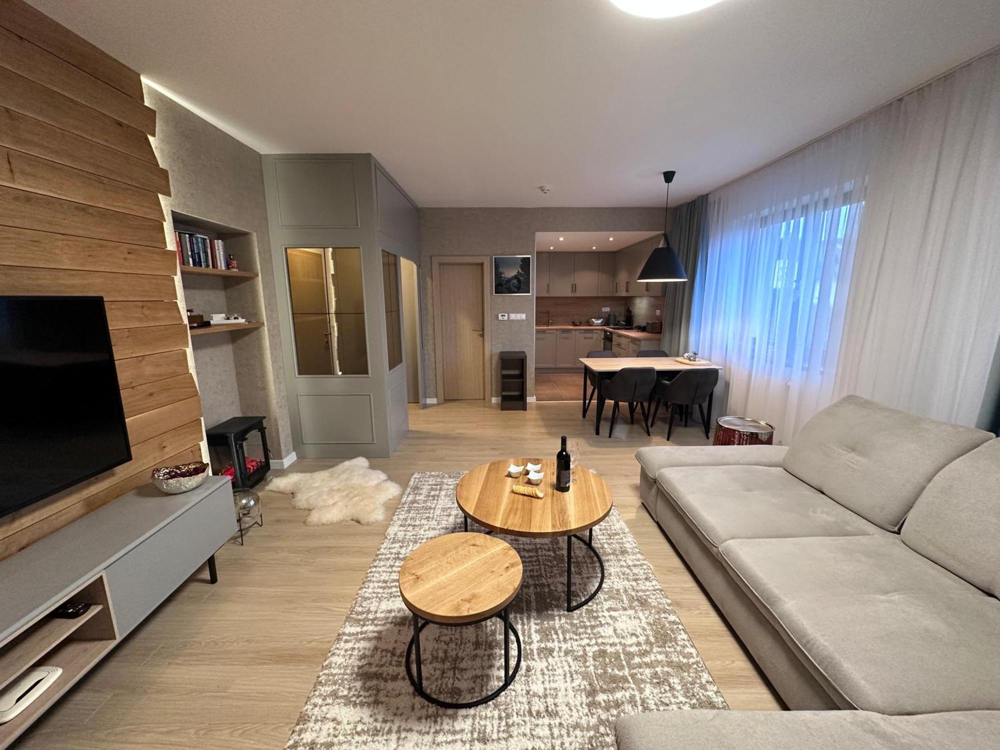 Apartman Ferula สตารา เลชนา ภายนอก รูปภาพ